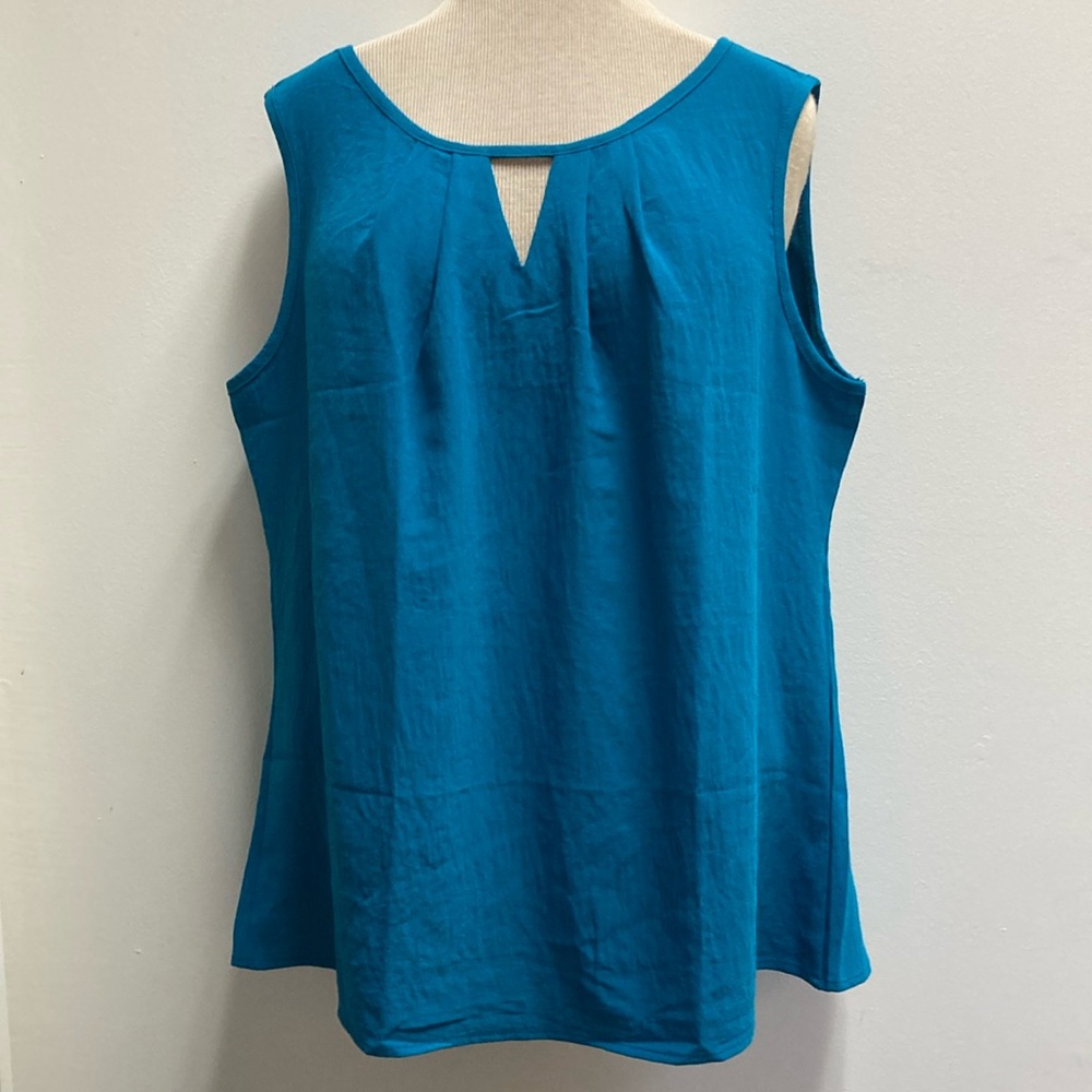 Teal Sleeveless Women's Top